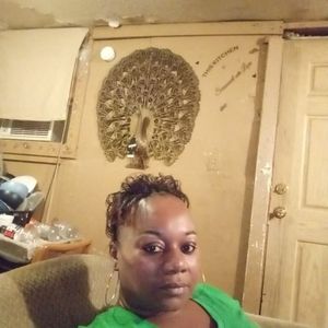 Meet your Posher, Latonya